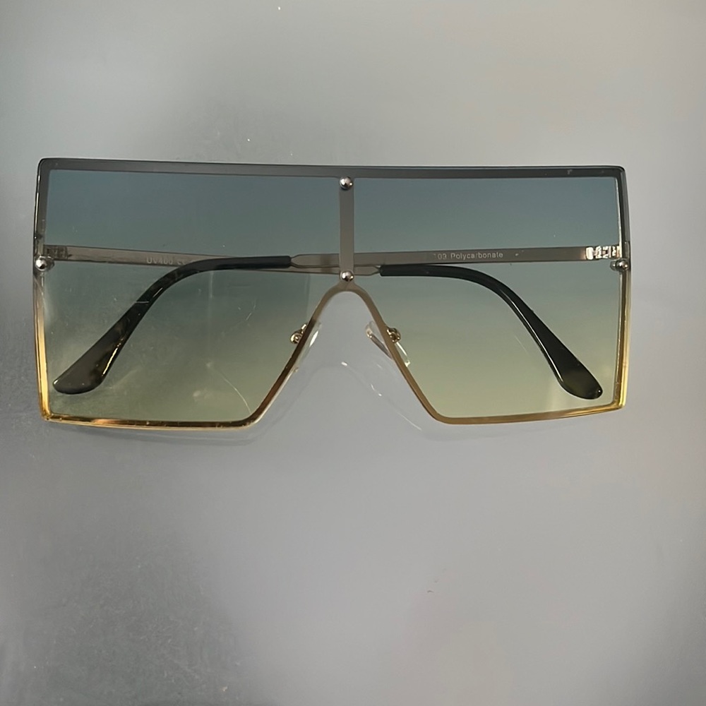 Ombré sunglasses